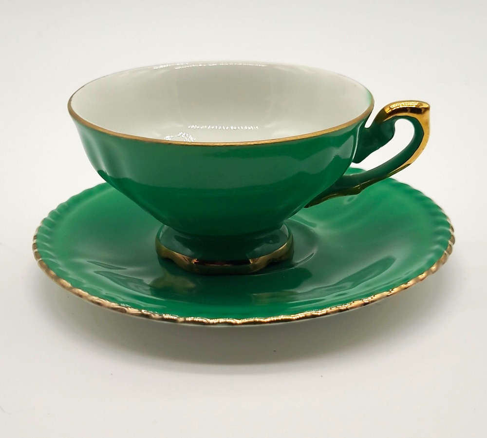 VTG RW Rudolf Wachter Bavaria Emerald Green Teacup Saucer Set Gold Trim US Zone